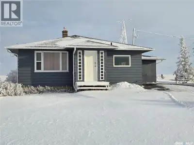 Acreage Living Just 30 Mins from Swift Current If you’ve been dreaming of wide open space and countr...