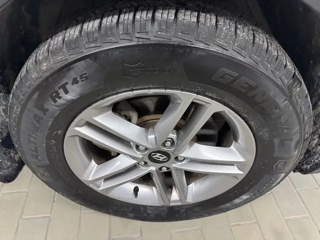 2017 Hyundai Santa Fe Sport AWD 4dr 2.4L Premium in Cars & Trucks in Longueuil / South Shore - Image 10