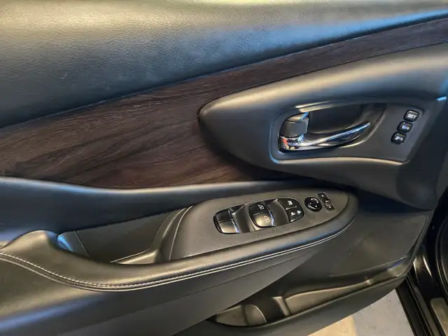 2020 Nissan Murano Platinum One Owner | No Accidents | New Tires in Cars & Trucks in Winnipeg - Image 32