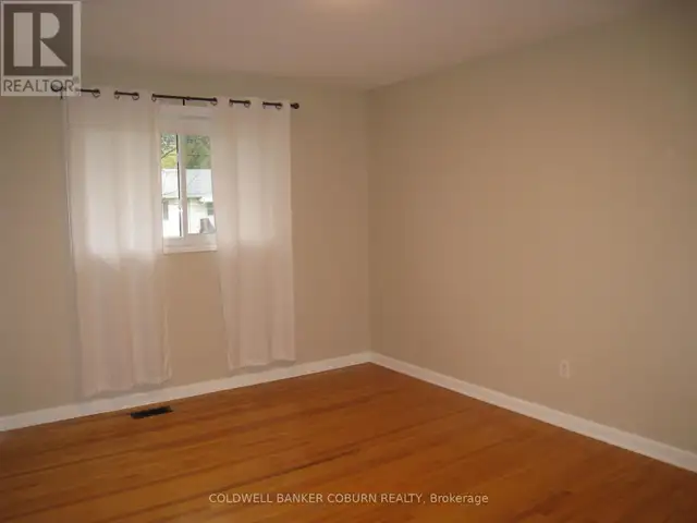 304 GEORGE STREET E North Grenville, Ontario in Long Term Rentals in Ottawa - Image 7