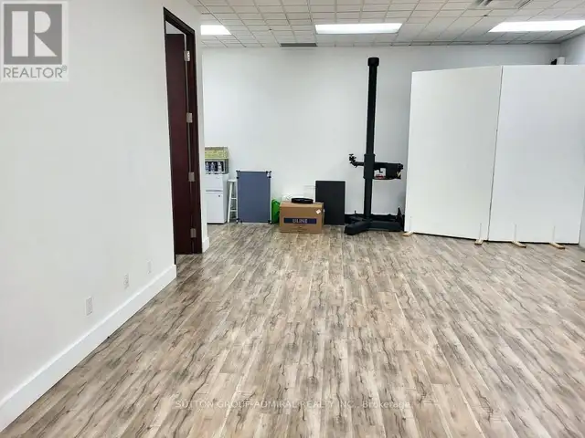 474 CHAMPAGNE DRIVE Toronto (York University Heights), Ontario in Commercial & Office Space for Rent in City of Toronto - Image 8