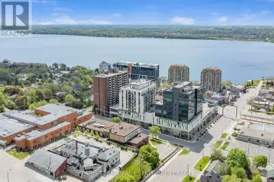 Top 5 Reasons You Will Love This Condo: 1) Grand penthouse offering over 1,600 square feet of though...