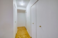Akelius two bedroom apartment for rent. Located near Av. Wilderton in the Cote-des-Neiges neighborho... (image 3)