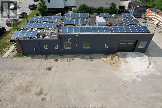 1090 CRAWFORD AVENUE Windsor, Ontario63007360567299122