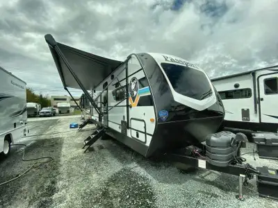 Keystone Passport travel trailer 2600FK highlights: Front Kitchen Fireplace Rear Private Bedroom Dua...