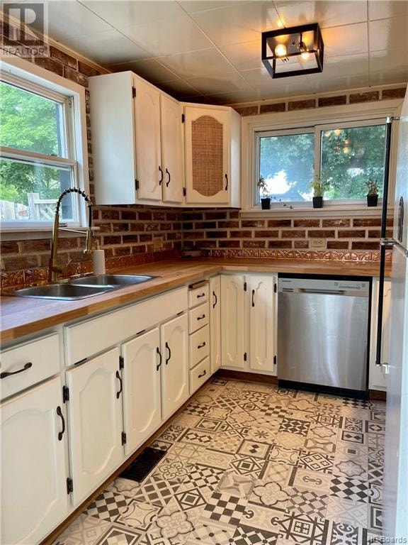 2199 King Miramichi, New Brunswick Houses for Sale Miramichi