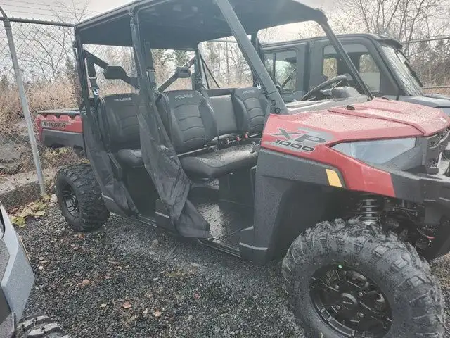 2025 Polaris Ranger Crew XP 1000 Premium in ATVs in City of Halifax - Image 2