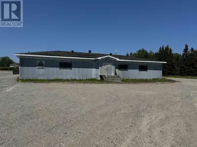 Interesting investment opportunity located in beautiful Marathon Ontario. This bustling community is...