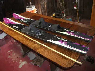 Runabout PROFILE 66" Water Skis, View more