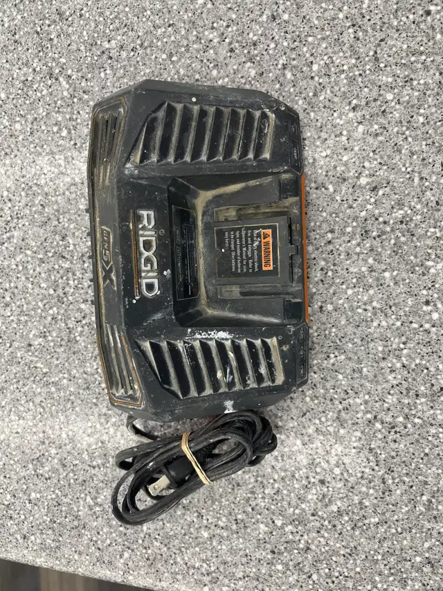 RIDGID 18V Brushless Cordless 18-Gauge 2-1/8 -inch Brad Nailer in Power Tools in City of Toronto - Image 4
