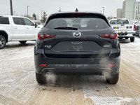 AMVIC Licensed Dealer * Leather Seats * Heated Front Seats * Heated Steering Wheel * Cruise Control... (image 6)