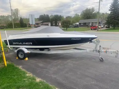 * 2013 BAYLINER 175 * 3.0L METS WITH MERCURY OUTDRIVE * NEW COVER * BIMINI TOP INCLUDED * EXTENDED S...