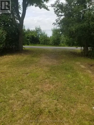 Tucked away on McIntyre Road in the heart of North Dundas, this property is a canvas for your countr...