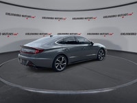 // ACCIDENT FREE!! // // SINGLE OWNER! // This 2022 Hyundai Sonata Sport 1.6T is a sleek midsize sed... (image 7)