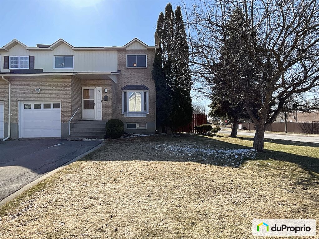 $685,000 - Semi-detached for sale in Pointe-Claire — photo 1