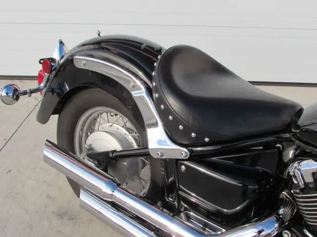 2009 Yamaha V-Star 650 Classic in Sport Bikes in Leamington - Image 15