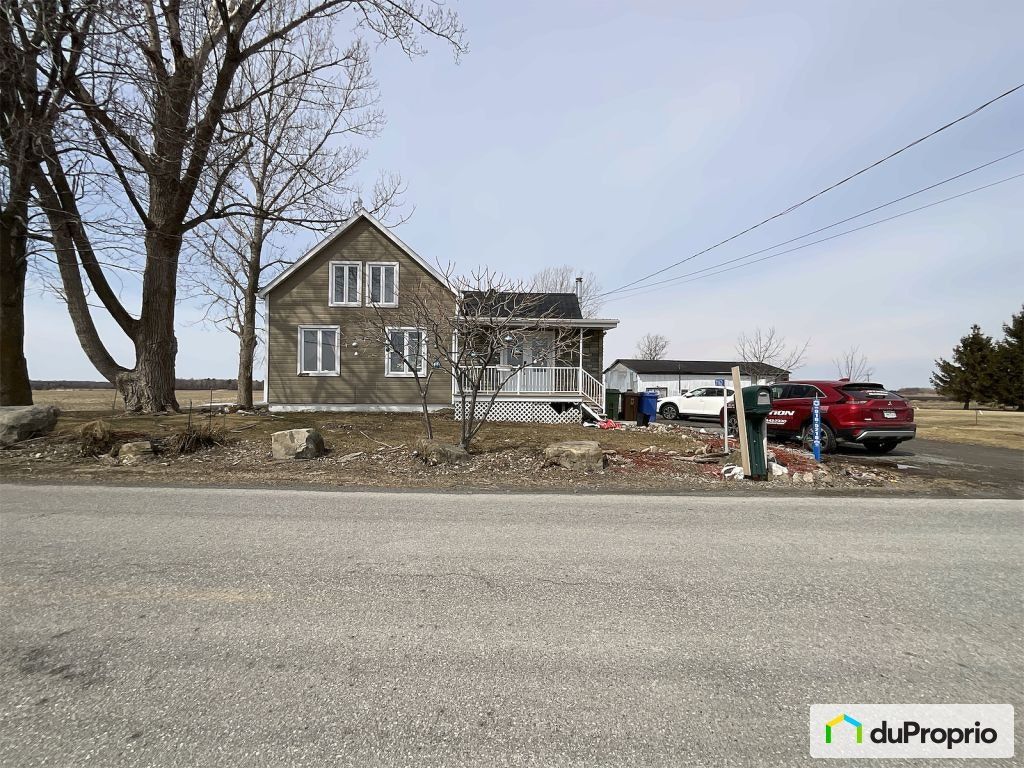 $675,000 - Acreage / Hobby Farm / Ranch for sale in St-Michel — photo 2