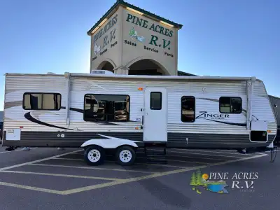 Hunter's Special / Handyman Special....being sold As-Is The Zinger ZT30RK travel trailer by CrossRoa...