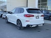 2022 BMW X5 xDrive40i Alpine White M SPORT PACKAGE PREMIUM ESSENTIAL PACKAGE TOW HITCH Coffee w/Exte... (image 7)