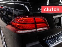 NO ACCIDENTS / CLEAN CARFAX / Brake Assist, Auto Dimming Rearview Mirror, Front Heated Seats and mor... (image 9)