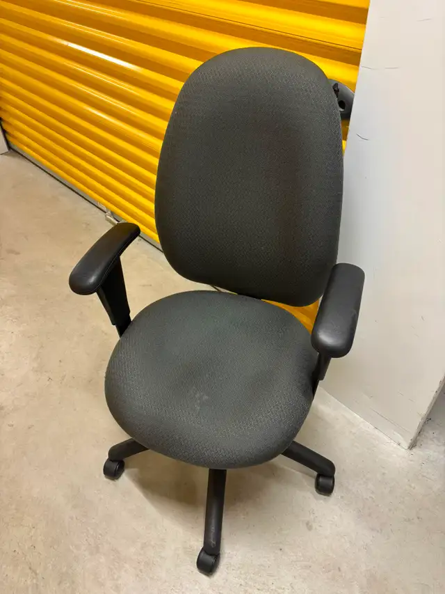 Knoll Chadwick Ergonomic Chair – Global Malaga Ergonomic Chair! in Chairs & Recliners in Mississauga / Peel Region - Image 6