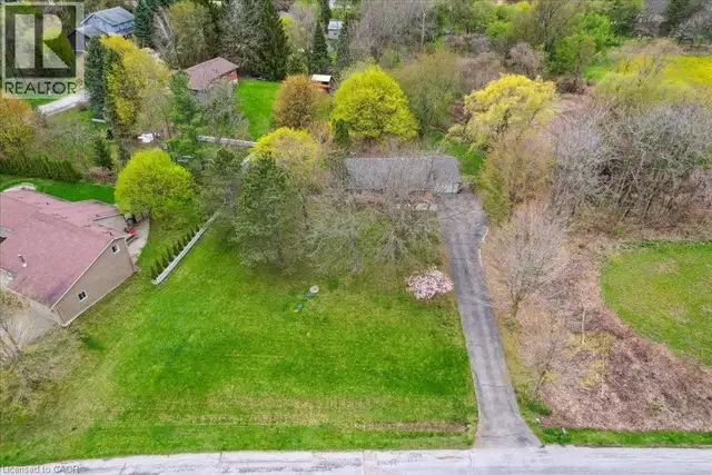 39 BANNOCKBURN Road Kitchener, Ontario in Land for Sale in Kitchener / Waterloo - Image 2