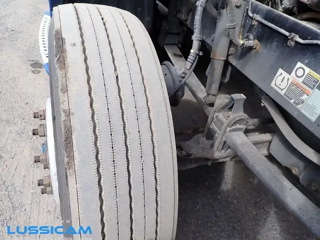 2020 Kenworth T680 in Heavy Equipment in Longueuil / South Shore - Image 45