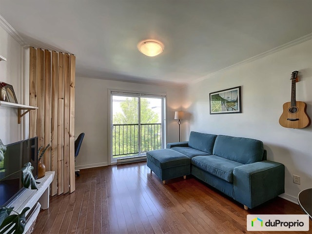 $325,000 - Condominium in Ville-Marie (downtown, old Mtl) — photo 1