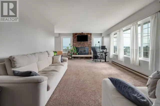 10872 Grandview Rd Saltair, British Columbia62864390244483123