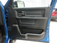 RAM 1500 CLASSIC 2022 V8 QUAD-CAB 4X4 TOUT ÉQUIPÉ / CAMÉRA DE RECUL / BLUETOOTH / ÉCRAN TACTILE AVEC... (image 9)