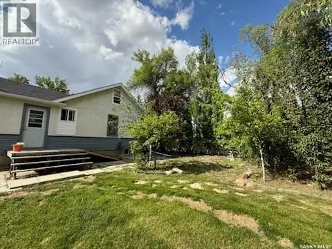113 4th AVENUE E Kindersley, Saskatchewan in Houses for Sale in Saskatoon - Image 5