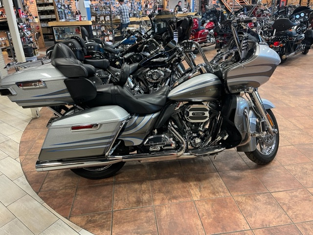2016 CVO Road Glide Limited in Touring in Calgary