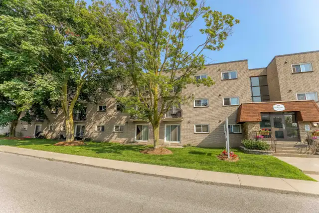 Kingston 2 Bedroom Apartment for Rent: in Long Term Rentals in Kingston - Image 3