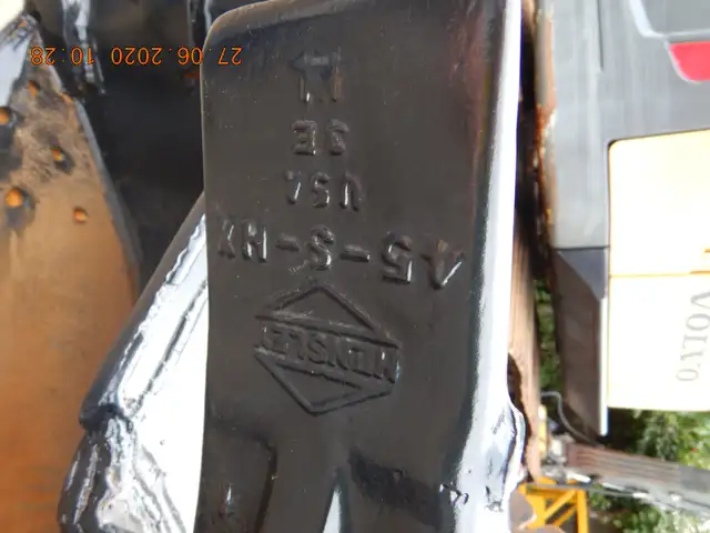 ESCO EXTREME DUTY 350-500 RIPPING-TRENCHING SHORING  24" &  48" in Heavy Equipment in City of Toronto - Image 13