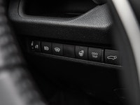 *Sunroof, Heated Steering Wheel, Power Liftgate, Heated Seats, Aluminum Wheels!* Radical design, ref... (image 9)
