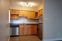 1 Month Rent Free + $500 Security Deposit Move in this month and you may qualify for our incentive.... (image 4)