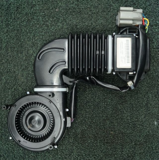 RANGE ROVER SEAT HEATER BLOWER MOTOR - BIRKSHIRE AUTOMOBILES in Other Parts & Accessories in City of Toronto - Image 2