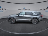 *Leather Seats, Second Row Heated Seats, 21 inch Aluminum Wheels, Premium Package!* Treat your famil... (image 4)