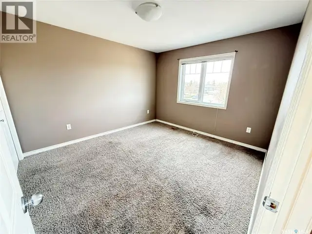 602 Barber CRESCENT Weyburn, Saskatchewan in Condos for Sale in Regina - Image 20