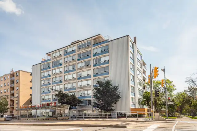 Renovated one bedroom, St. Clair and Spadina - ID 242
