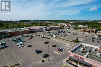 Prime Commercial Opportunity in the Highly Sought-After Jefferson Square Plaza with Exceptional Expo...