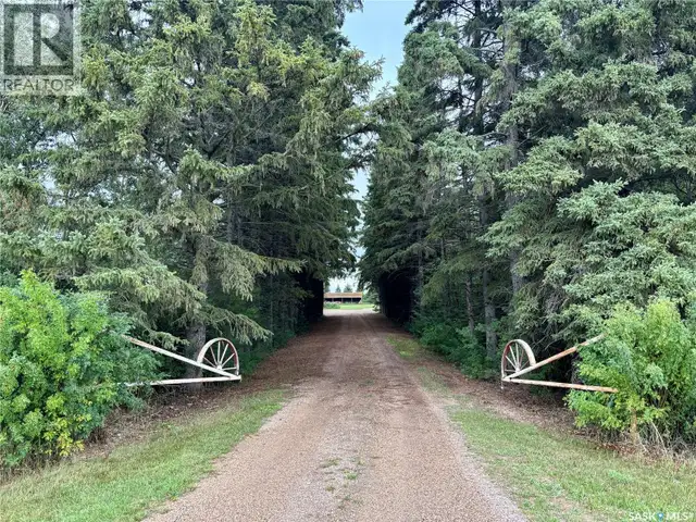Siklenka Homestead Parkdale Rm No. 498, Saskatchewan in Houses for Sale in Prince Albert - Image 35