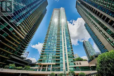 1607 - 18 HARBOUR STREET Toronto (Waterfront Communities), Ontar