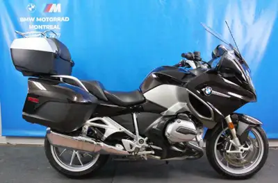 2015 BMW R1200RT Come and meet our experts at Gabriel BMW Moto / Moto International, your dealer in...