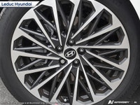 AMVIC LICENSED DEALER. PRICE EXPIRES May 21,2025 Engine: 3.5L V6 L/100Km City: 12.2 L/100Km Hwy: 9.7... (image 6)