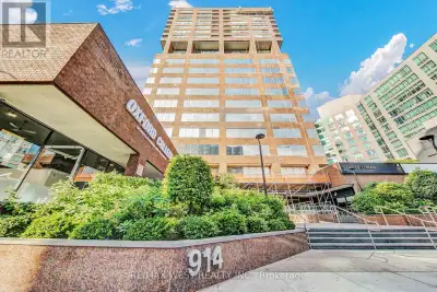 920 Yonge St. is ideally located between the Bloor and Rosedale subway stops, just steps from Yorkvi...