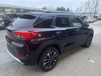 This CHEVROLET TRAILBLAZER boasts a 1.3 Liter DOHC Turbo engine powering this Automatic transmission... (image 5)