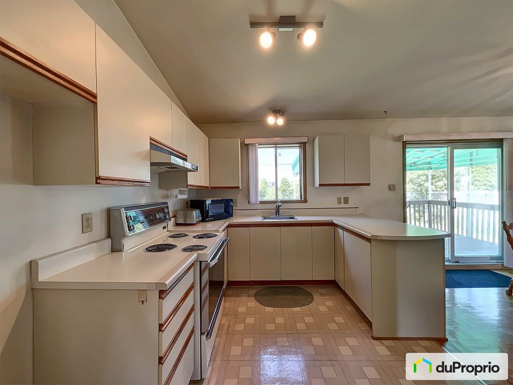 $625,000 - starting at - Bungalow for sale in Ste-Catherine — photo 3