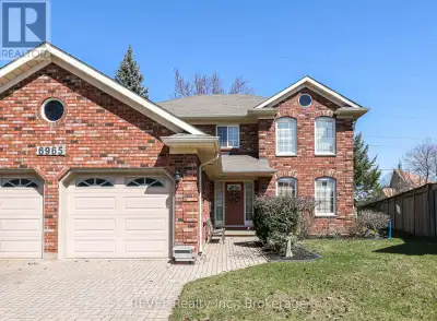 LARGE executive home awaits your decorative flare! WELCOME to 6965 Harovics Lane in Niagara Falls. T...