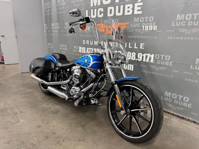 2016 Harley-Davidson FXSB Softail Breakout in Street, Cruisers & Choppers in Drummondville - Image 4